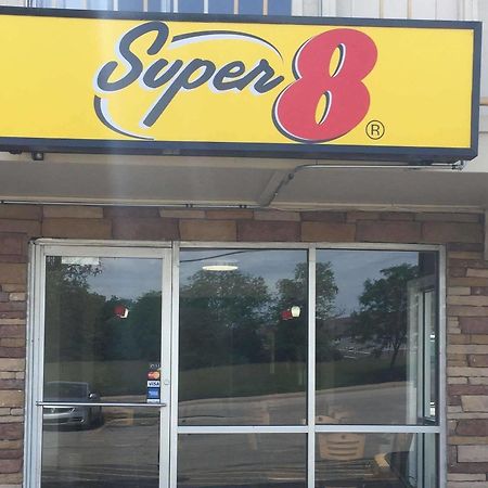 Super 8 By Wyndham Florence Exteriör bild