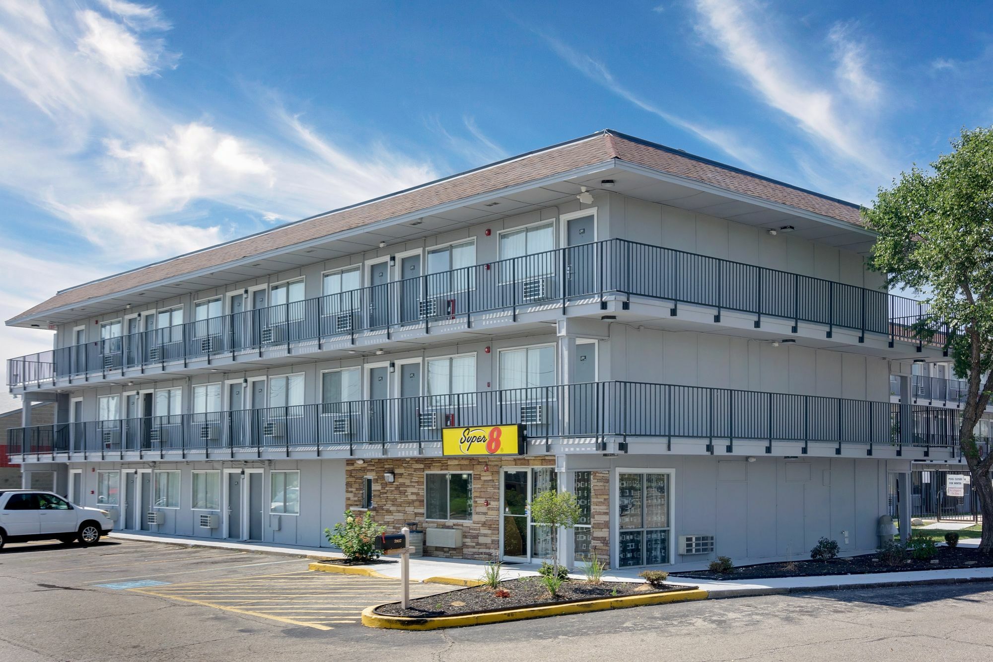 Super 8 By Wyndham Florence Exteriör bild